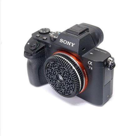 32/25mm Oreo Pancake Lens | Zone Focus | Compatible with Sony / Fuji / Leica / Nikon / Canon / Lumix